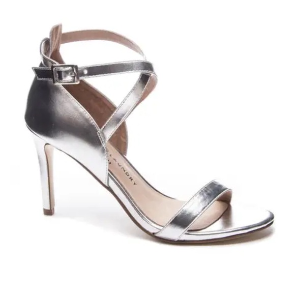 CHINESE LAUNDRY SABRIE SANDAL IN SILVER - Picture 1 of 13